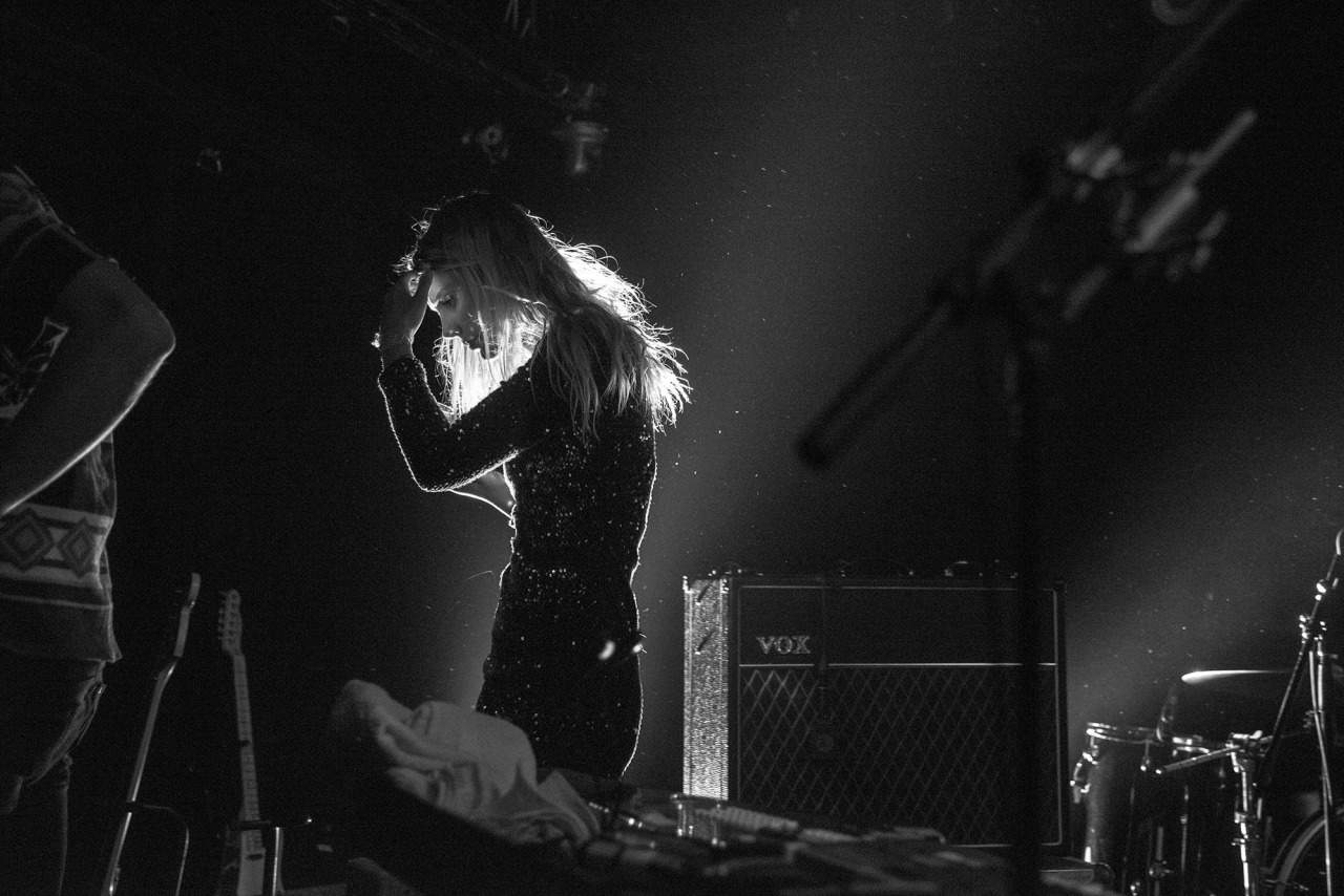 wolf-alice-at-le-poisson-rouge-in-new-york-ny-june-2015-for-rolling-stone1